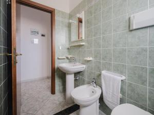 Breathtaking seaview flat in Sardinia img16