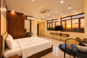 O Lily Hotel