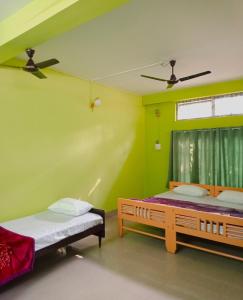 Makhoni - 1BHK 3 beds 1 bathroom