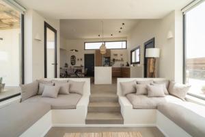 Casa Nuna by Aura Collection
