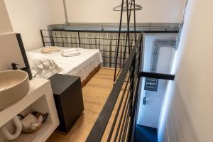 Pittakou Industrial Loft