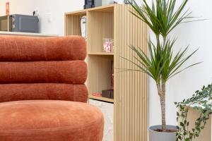 Terracotta Duplex - Cozy Stay for Families & Friends