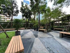 Minimal&Comfy 5 mins from MRT Pool Gym Wi-Fi