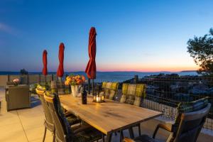 Villa Nova Premium 3-Bed Family Oasis near Split