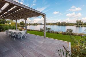 Aan de Maas - Maas Villa Waterzicht 8p
