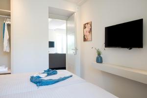Dimi Brous Apartment 2 by CorfuEscapes