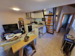Moderna Tiny House 2 - Las Cerezas Complex