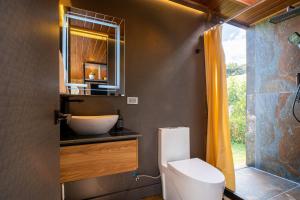 Modern Tiny House Near Quito Airport with Garden, Lagoon & Fire Pit