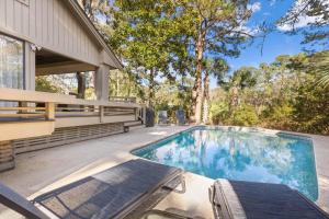45 Deer Run Lane: Sea Pines