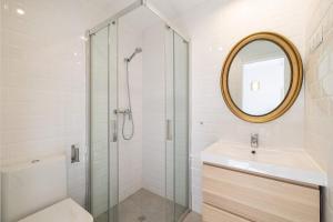 Two Private Studios - Ideal for Couples and Friends