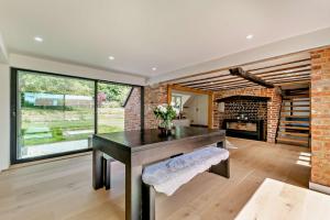 Bluehouse Saltwood