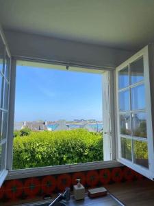 Breton house with sea view & wood burner - 6pers