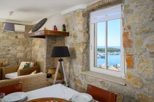 Marina View Apartment Vrsar Old Town