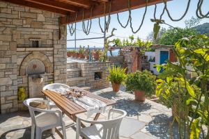 Sofias Sea View House