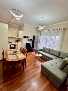 New Bazaar Cozy Apartment 2 Dajti View