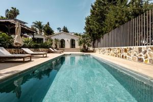 Villa Jazmine I Nueva Andalucia Luxury Oasis