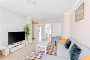 WeHost - Girard - Appartement T4 - 6 personnes - Balcon + Parking