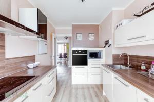 WeHost - Girard - Appartement T4 - 6 personnes - Balcon + Parking