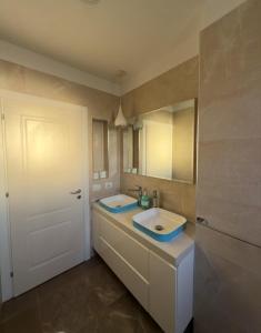 Sea View Apartment