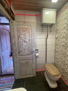 Posti Tiny House with Garden