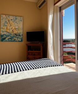 2-Bedroom Apartment on the Beachfront in Altura with Sea View