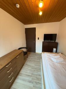 ALL IN Apartments 4 Schlafzimmer mit Balkon