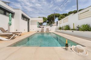Casa Gerda modernes Haus mit Pool, ACs und Heizung, strandnah