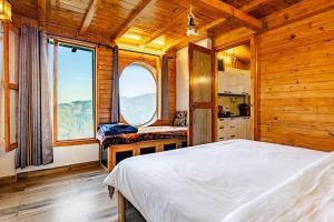 Cabin by The Woods - Mukteshwar - Authentic Forest Stay