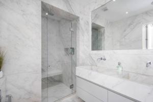 3 Bedroom Apartment London