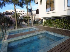 Cód 98 - Belissímo apartamento á 280m do mar