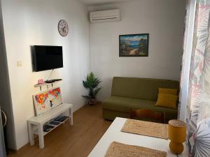 Sun Apartment