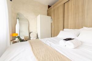 Cozy Stay near MRT Shaw & Megamall with PS5 Gaming Console