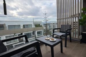 Modern and comfortable studio with Great location