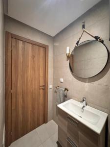 Modern apartment with pool in Guéliz