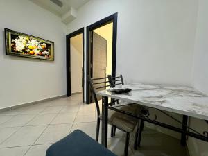 Signature Stay