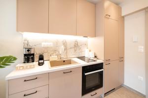 LUMEN Boutique Luxury Suites Delfon