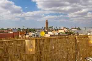 Riad Taycan - Prime Location - Rooftop Pool and Lounge