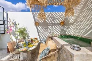 Riad Taycan - Prime Location - Rooftop Pool and Lounge