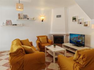 Casa Caliços com Piscina e Vista Cidade