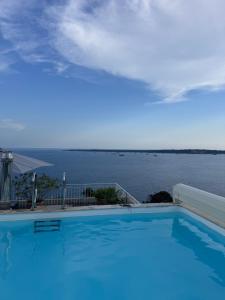 Stunning sea view apartment with private terrace