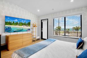 Tropic Isle At Anna Maria Island Inn