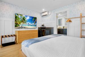 Tropic Isle At Anna Maria Island Inn