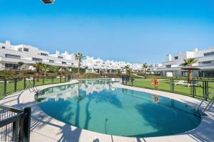 Cancelada 2BR Apt Acqua Gardens - Walk to Beach and Pool