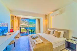 Reatred Villa in Kalkan