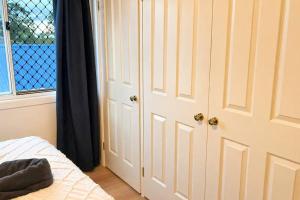 Private Room in Springfield Parking