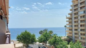 Topacio Family Calp