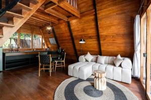 Orfeas Villas 4 - Private 1BR Wooden Loft Canggu with Private Pool