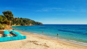 Villa 50 meters from Rayol beach, sea view, wifi