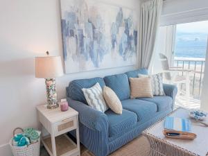 Oceanfront Luxe Condo, Sleeps 7