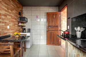 Casa em Coqueiros Wi-Fi rápido é preço acessível